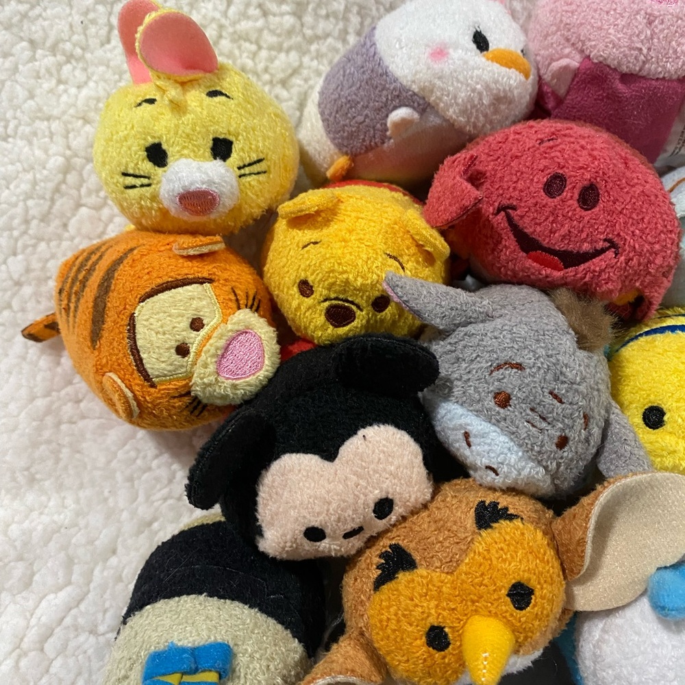 Disney Tsum Tsum Stuffed Animals Multicolor Collection - Picture 2 of 7